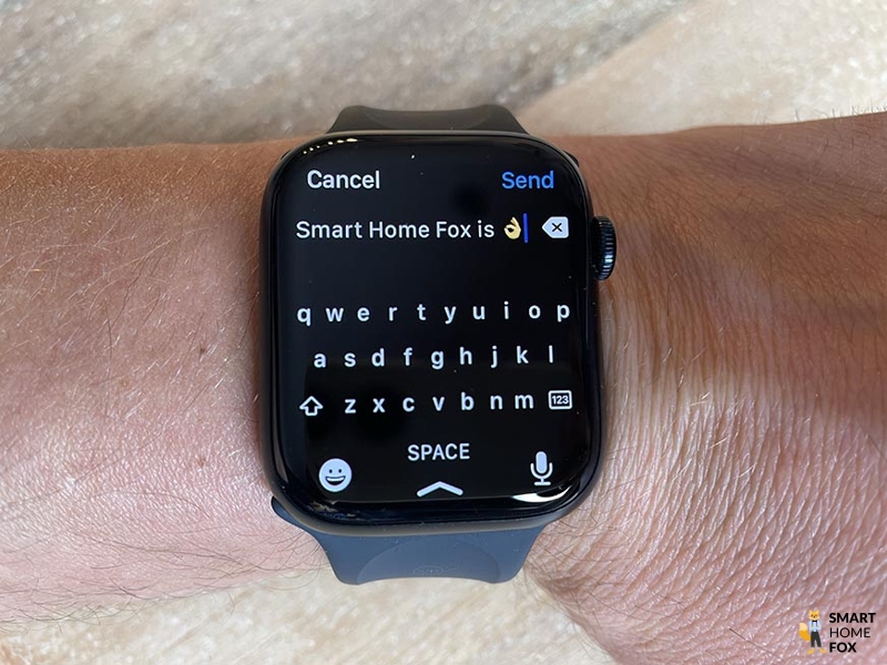 You can see the reply function on the Apple Watch.